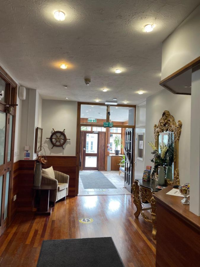 Palm Court B&B إلفراكومبْ المظهر الخارجي الصورة